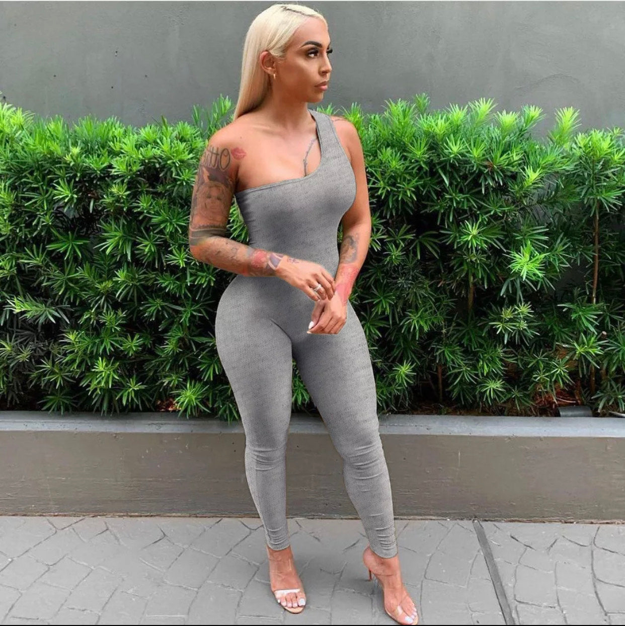 One shoulder HOT GIRL Jumpsuit